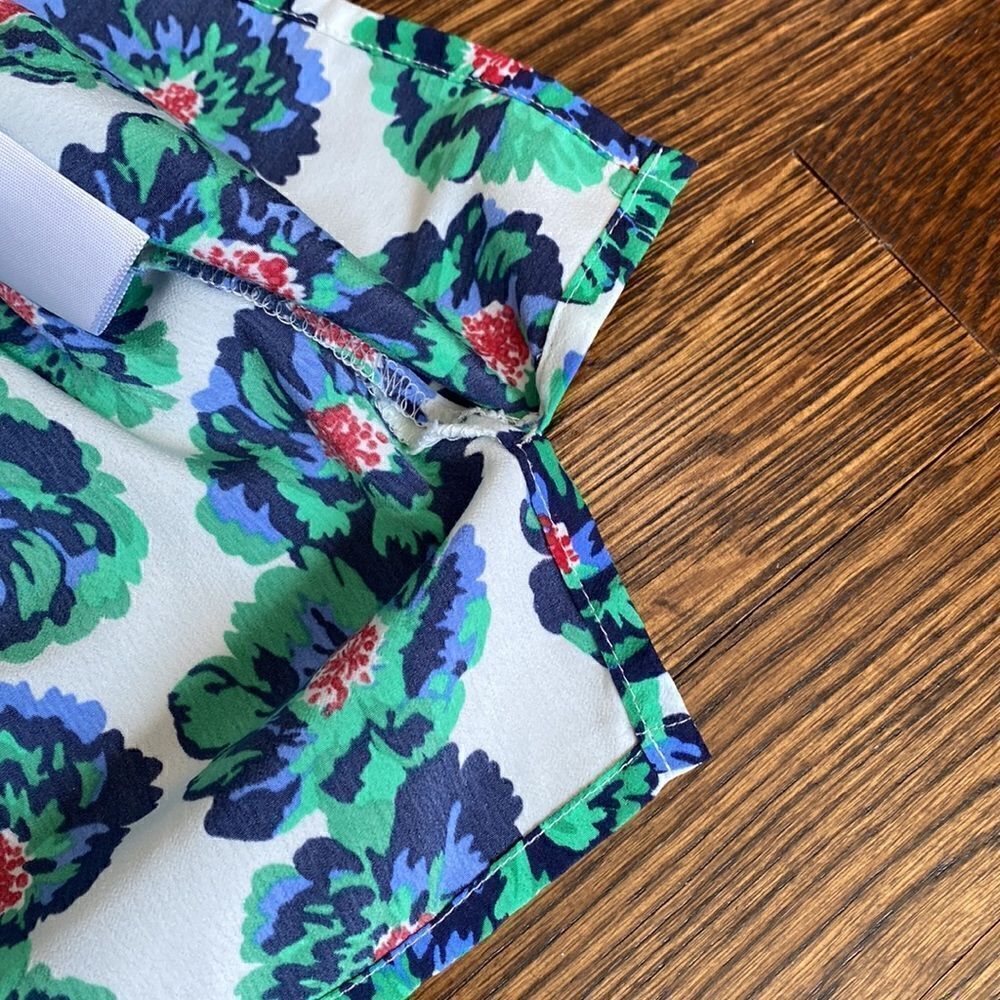 Talbots Blue & Green Floral Tank - Size Medium Petite - Picture 6 of 7